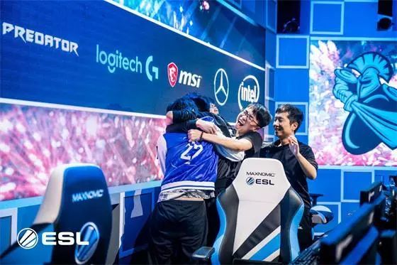 屡屡在关键 屡屡在关键